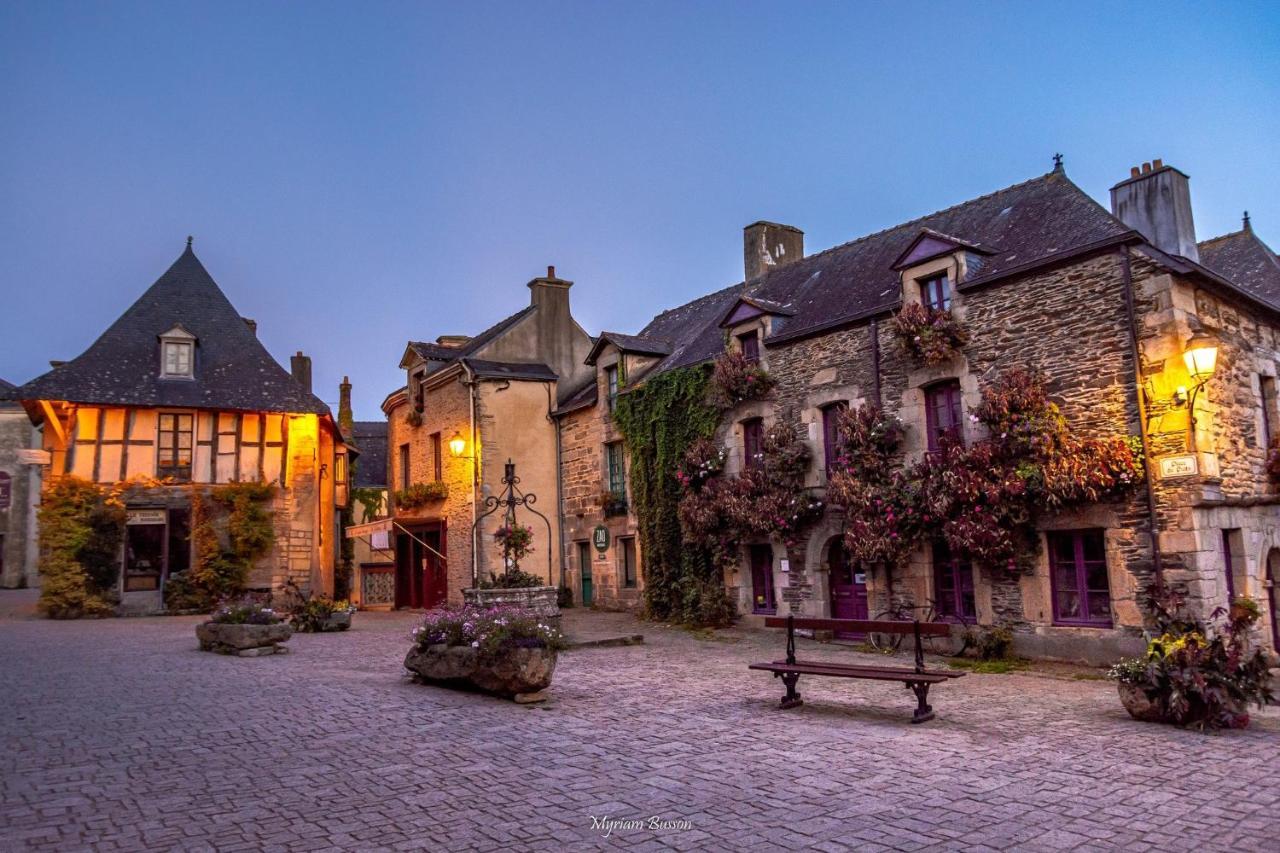 Chez Catherine Rochefort-en-Terre Exterior photo